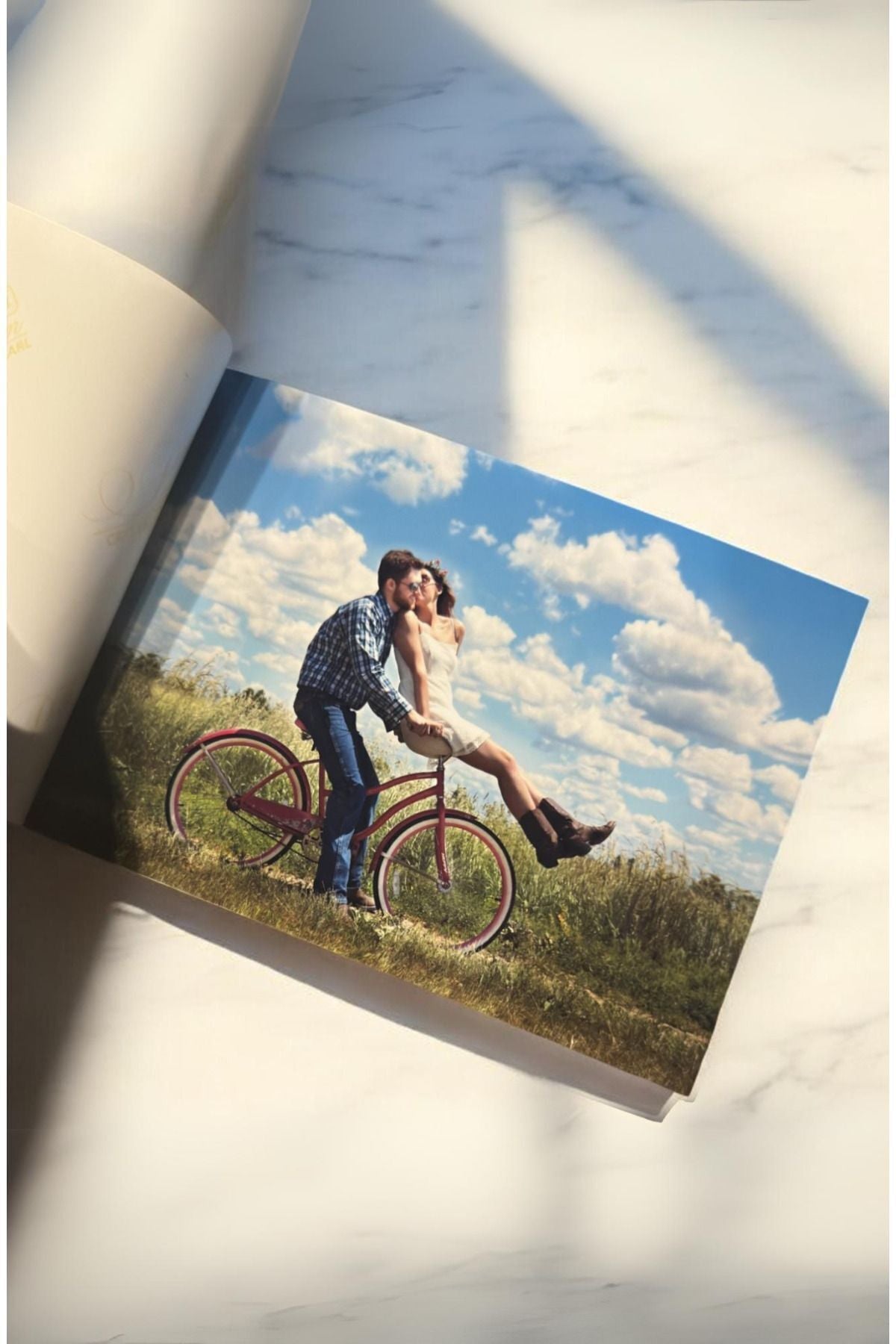 Kişiye özel kalp ritmi flipbook fotoğraf albümü iç sayfa önizleme